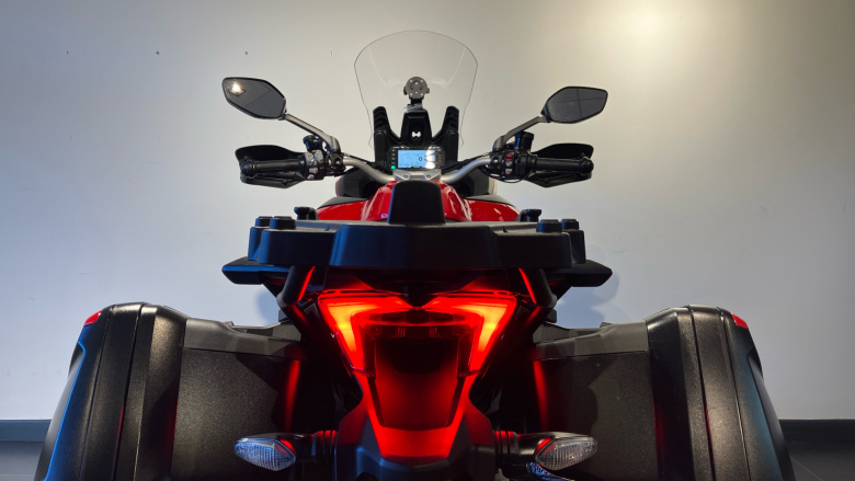 Ducati Multistrada 950 S - White/Grey (20MY)